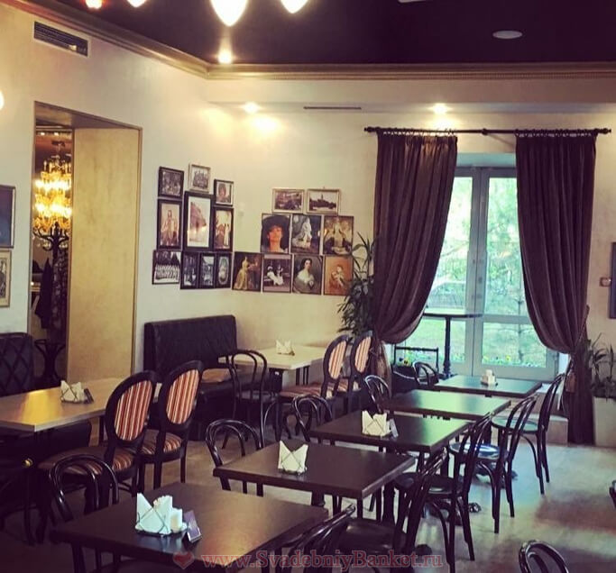 Малый кофейный зал кафе Мацони